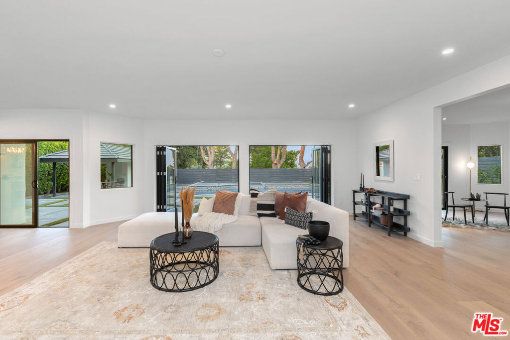 4256 Tarzana Estates Drive — photo