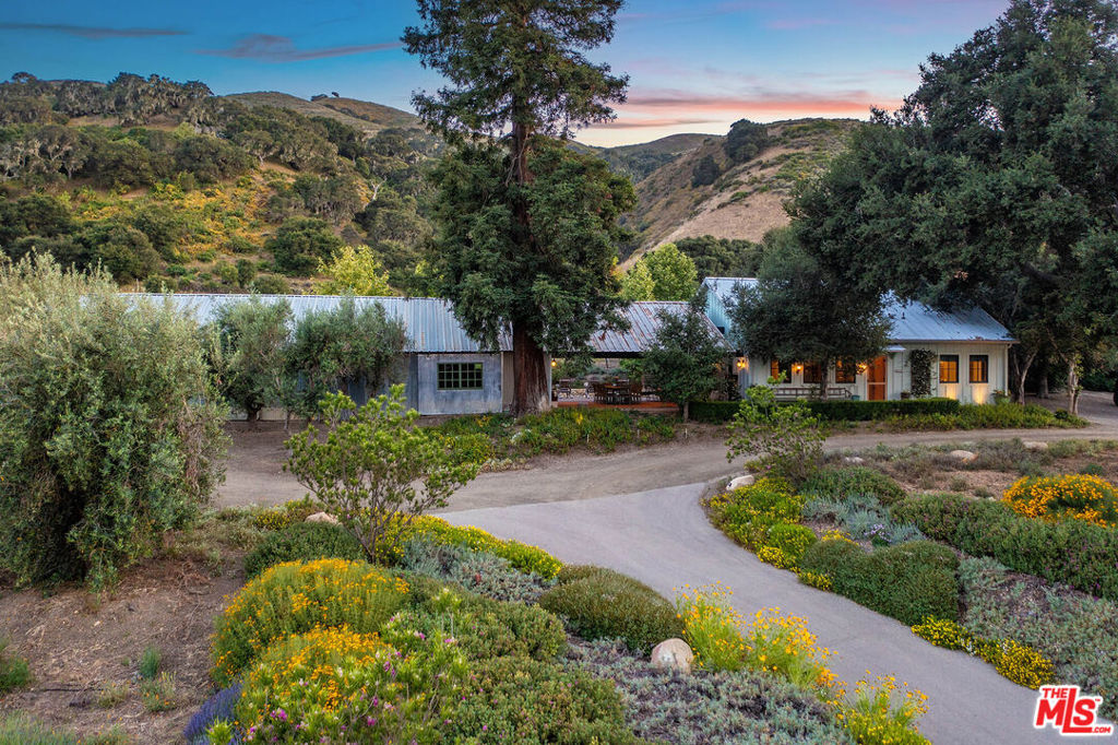 8630 Santa Rosa Road — photo