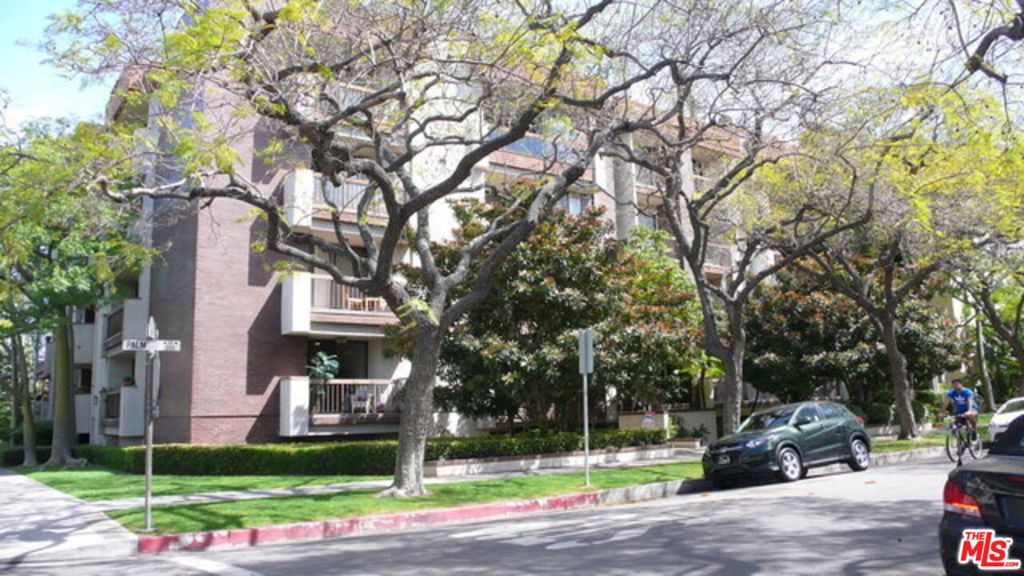 324 N Palm Drive 204 — photo