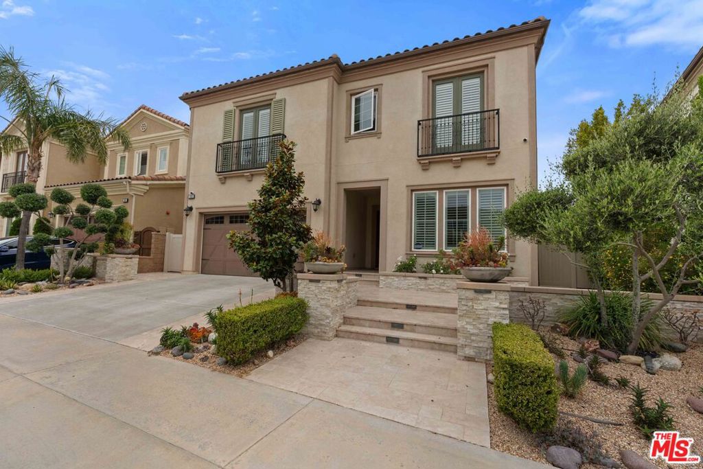 11925 N Ricasoli Way, Porter Ranch, CA 91326