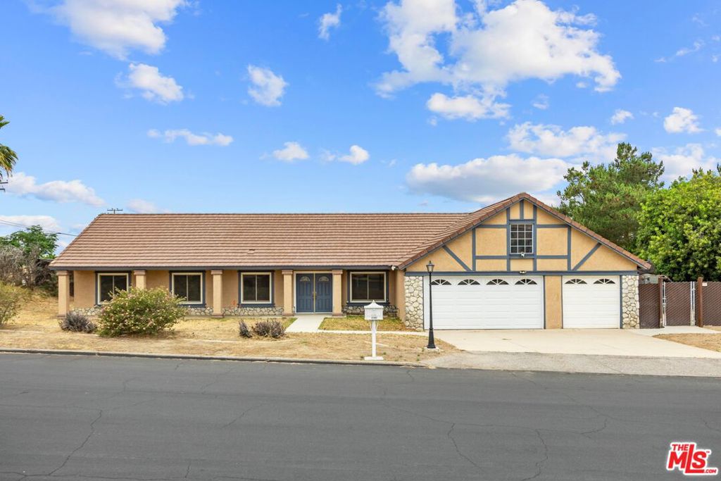17493 Kaison Circle — photo
