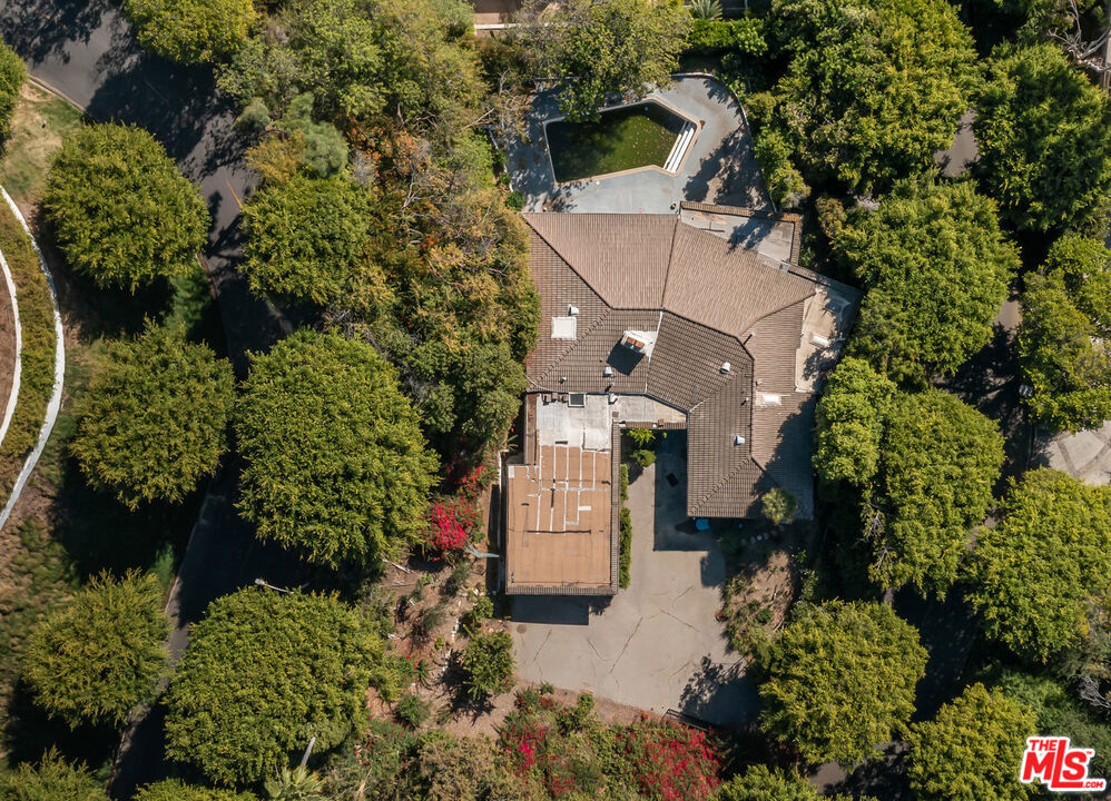1150 Laurel Way — photo