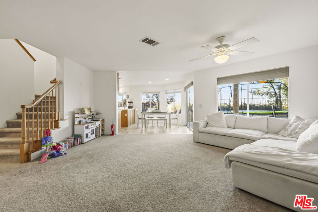 32610 Ridge Top Lane, Castaic, CA 91384 — photo 3