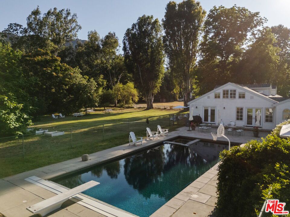 1520 Bonnell Drive — photo