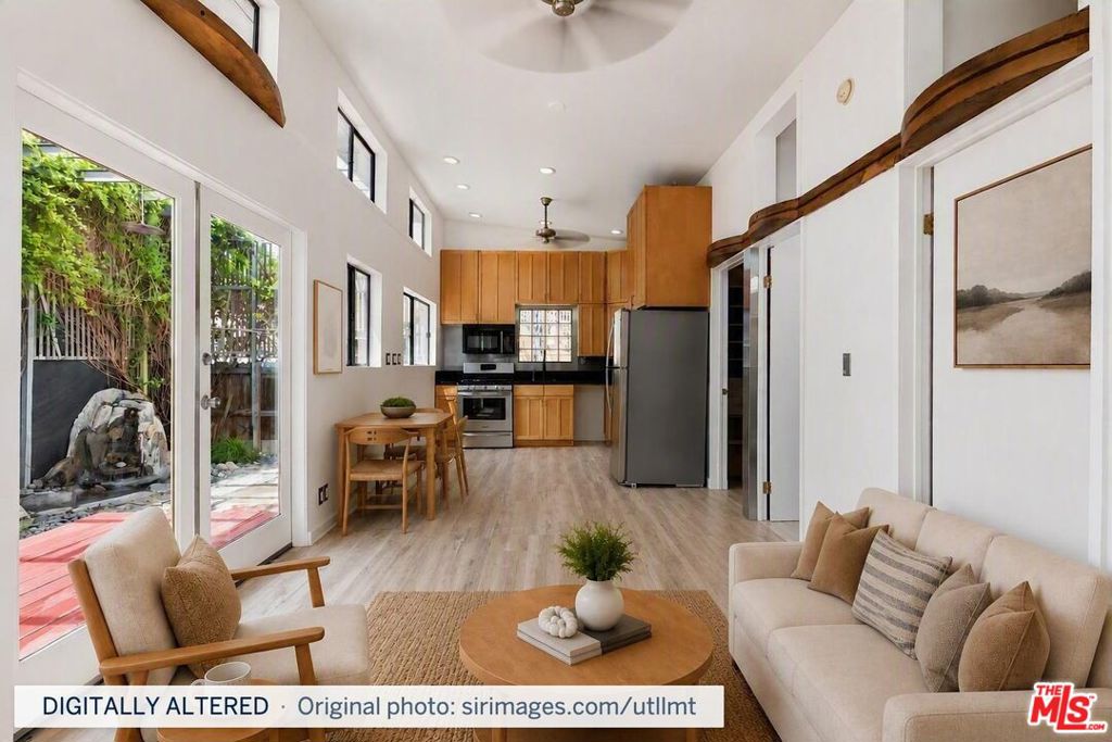 2416 Walnut Avenue — photo