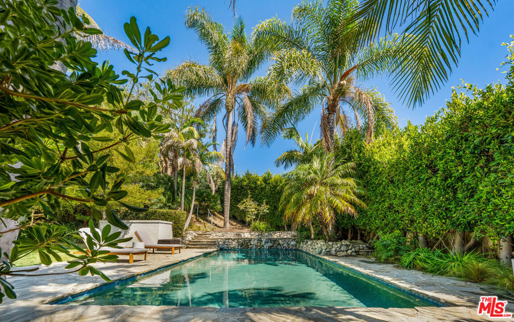 3614 Malibu Country Drive — photo