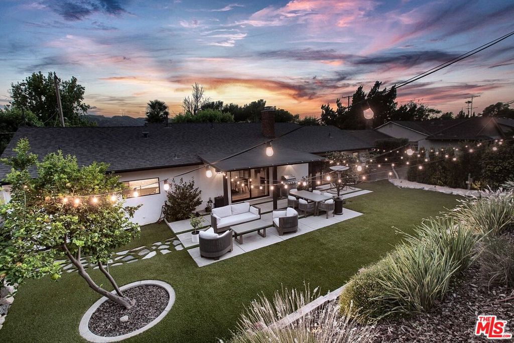 3547 Burritt Way — photo