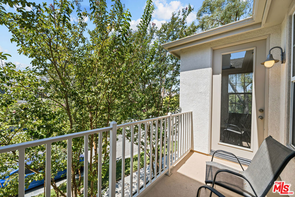 24136 Victoria Lane 23 — photo