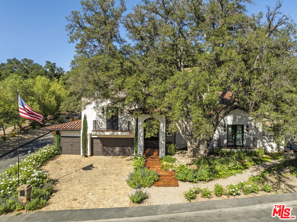 23725 La Salle Canyon Road — photo