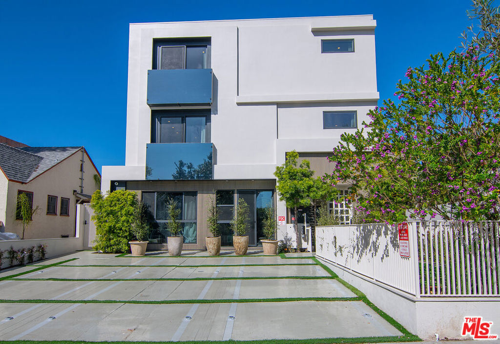 1621 S Bedford Street — photo