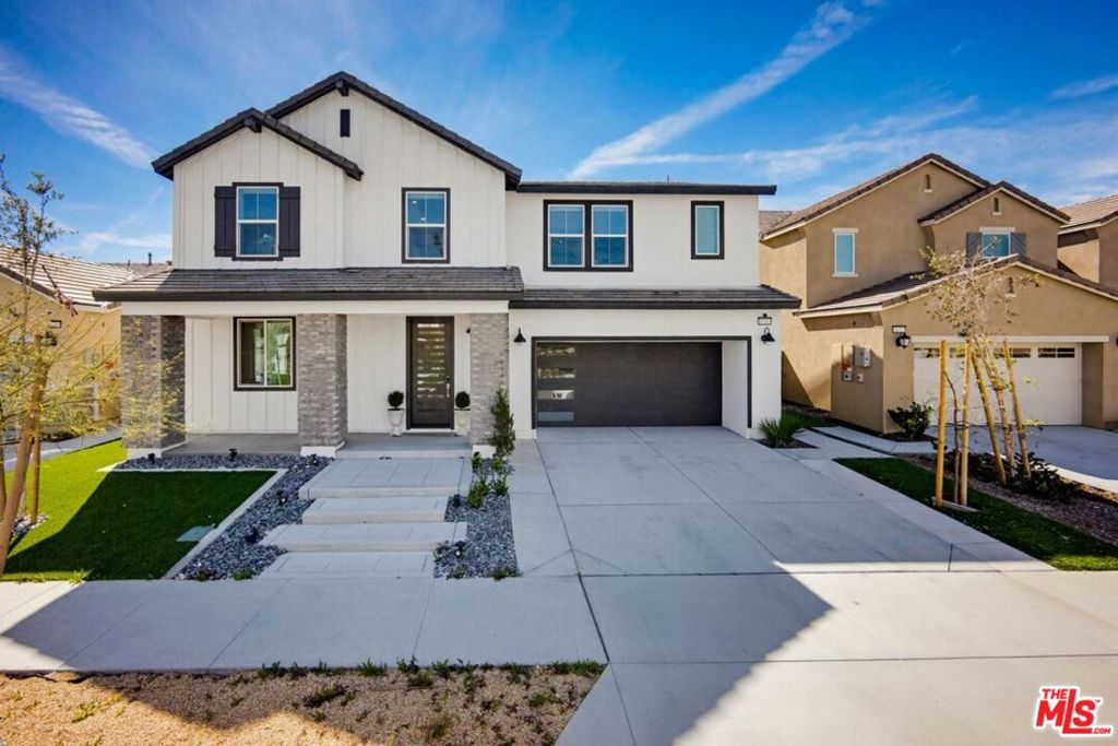 16763 Mistletoe Lane — photo