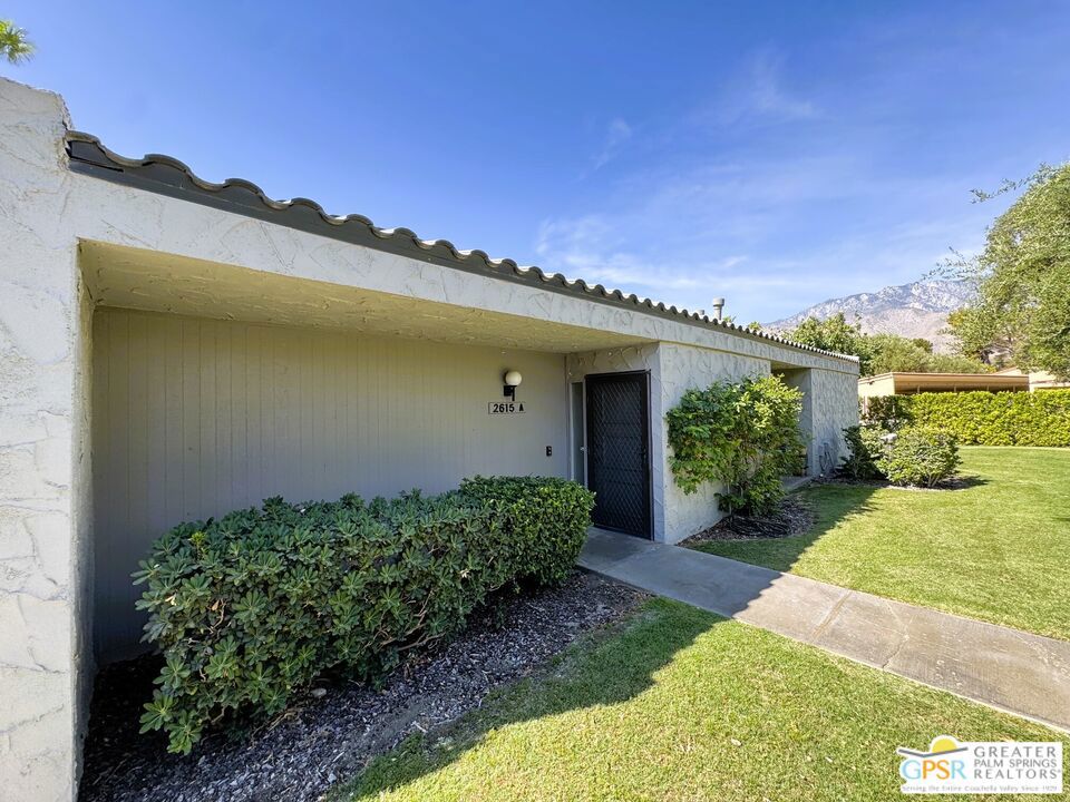 2615 N Whitewater Club Drive Unit a — photo