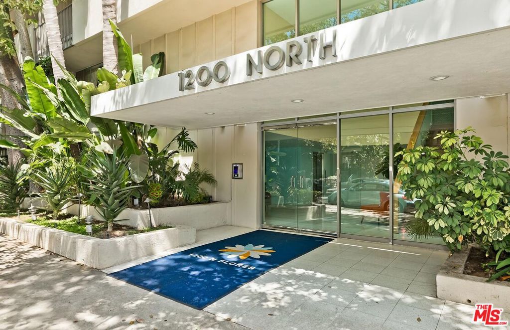 1200 N Flores Street Unit 209 — photo