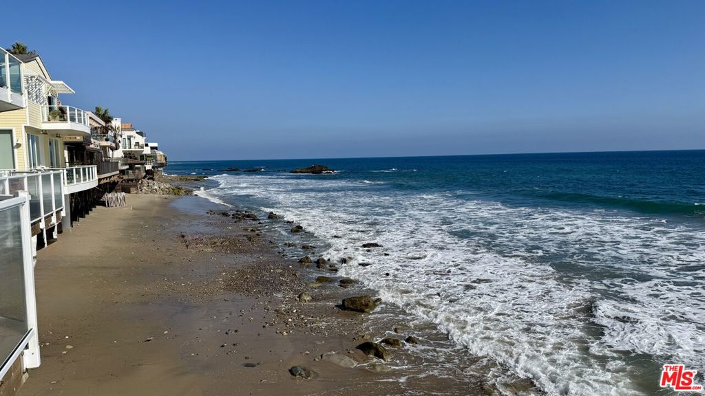 25124 Malibu Road — photo