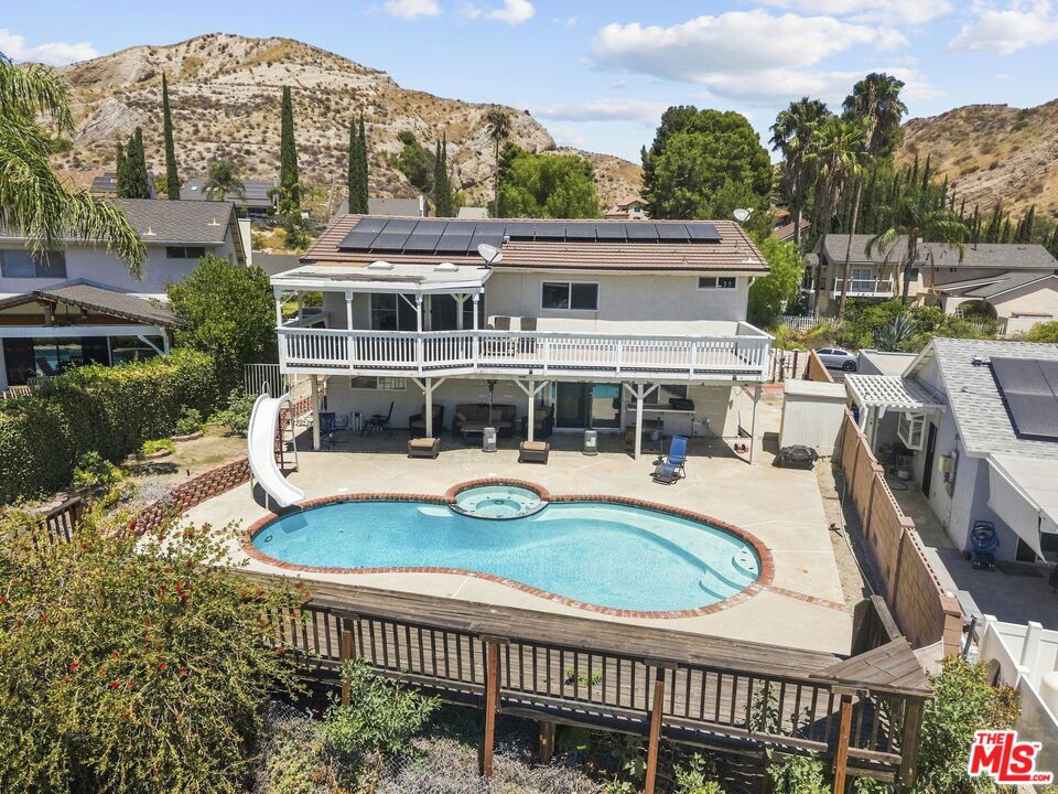 15362 Rhododendron Drive — photo