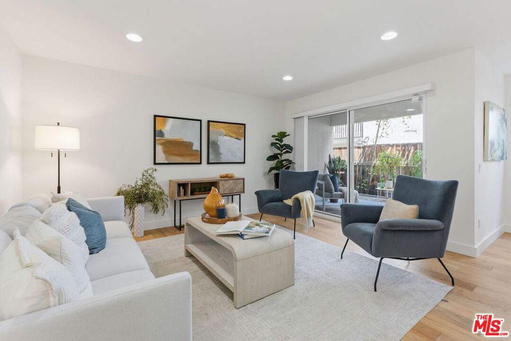 446 San Vicente Boulevard 106 — photo