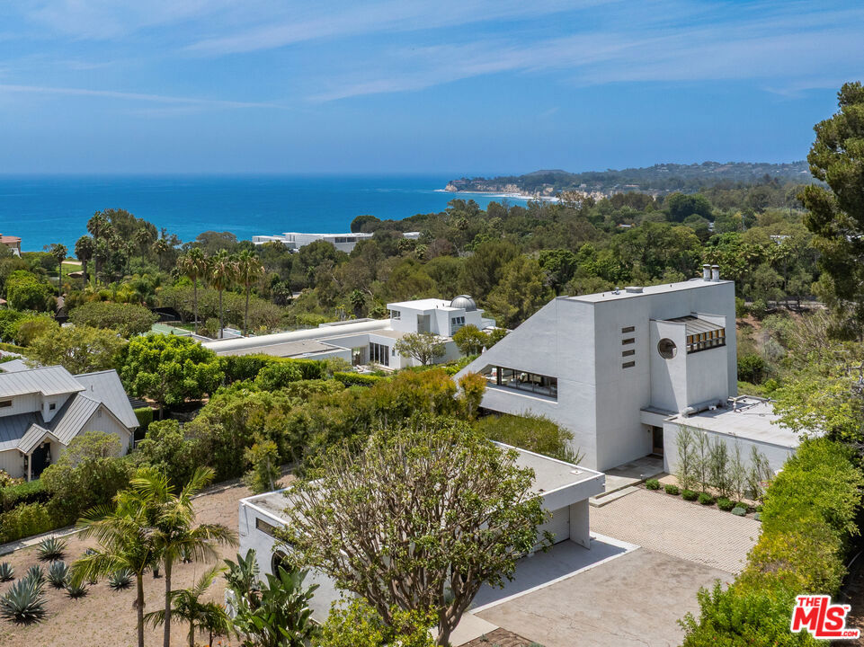 27553 Pacific Coast Highway — photo