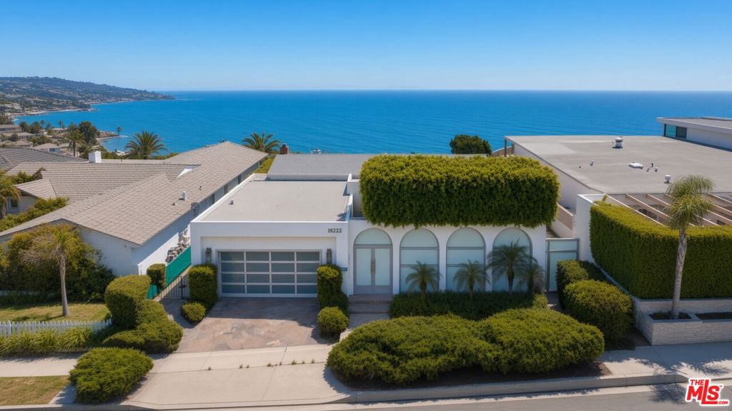 18222 Coastline Drive — photo