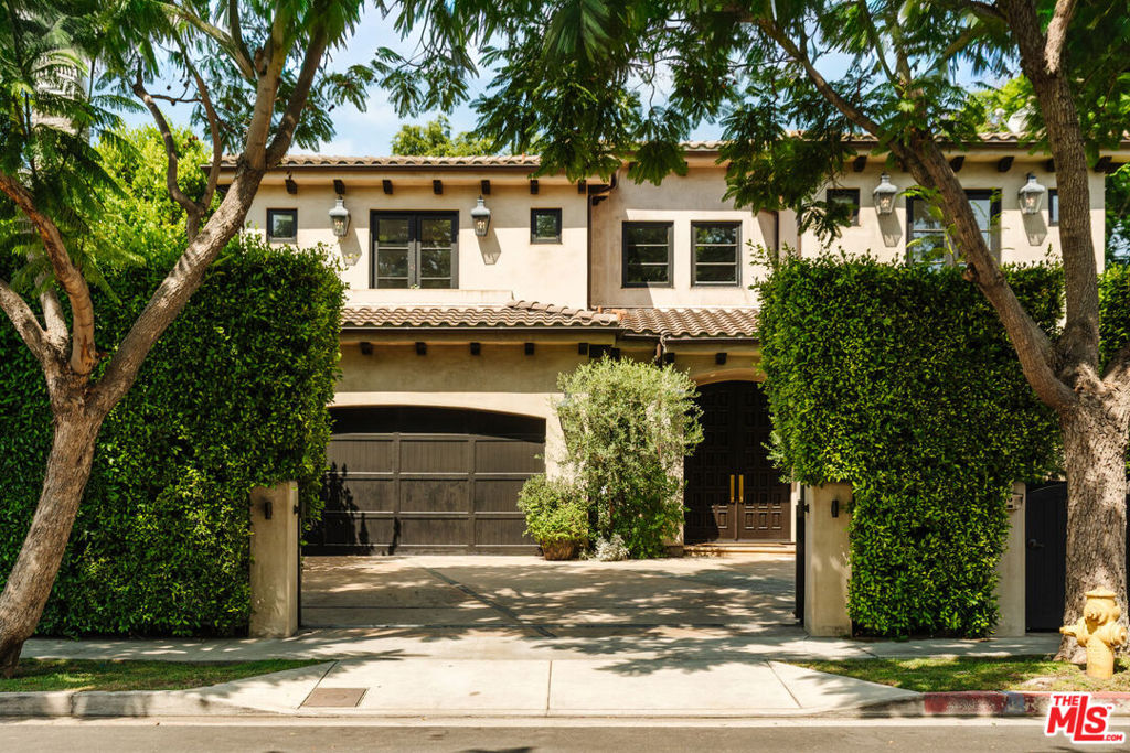 11432 Aqua Vista Street — photo