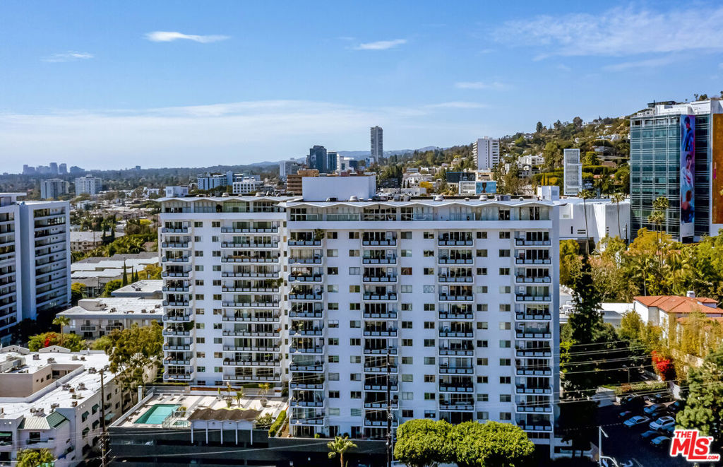 1155 N La Cienega Boulevard 1110 — photo
