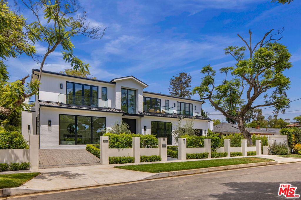 12041 Coyne Street — photo
