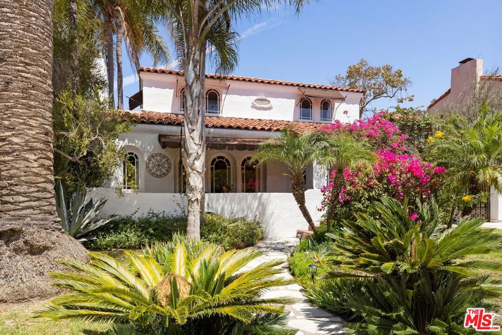 6141 Warner Drive — photo