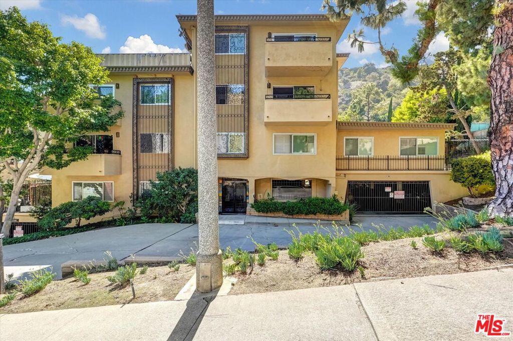 6760 Hillpark Drive 408 — photo