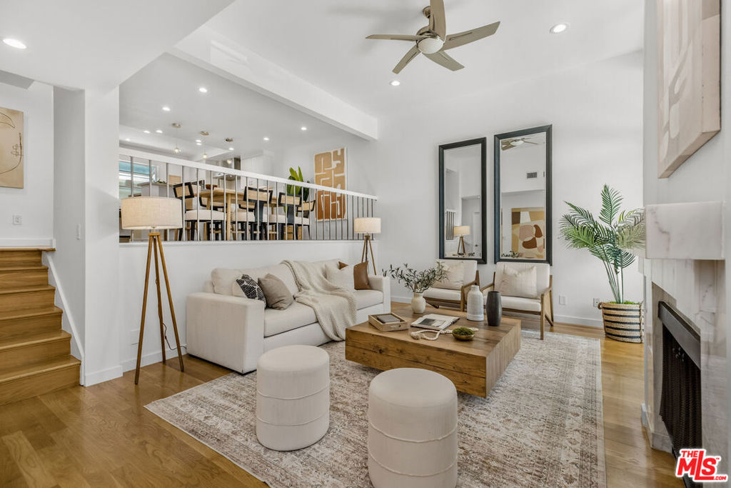 4754 La Villa Marina Unit D — photo