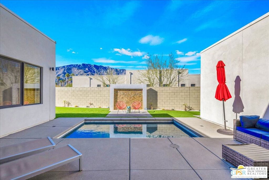 841 Fountain Drive — photo