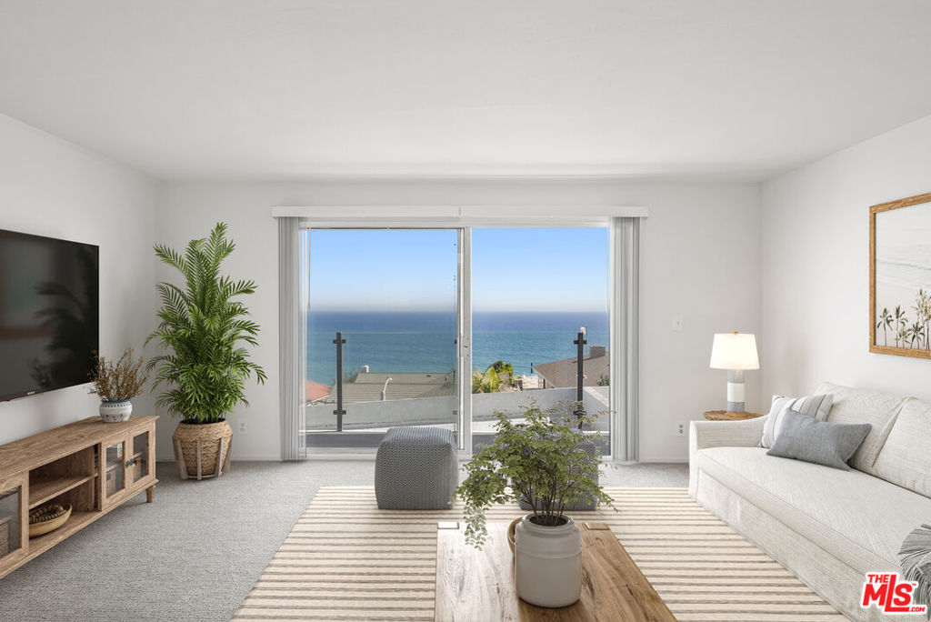 18203 Coastline Drive 2 — photo