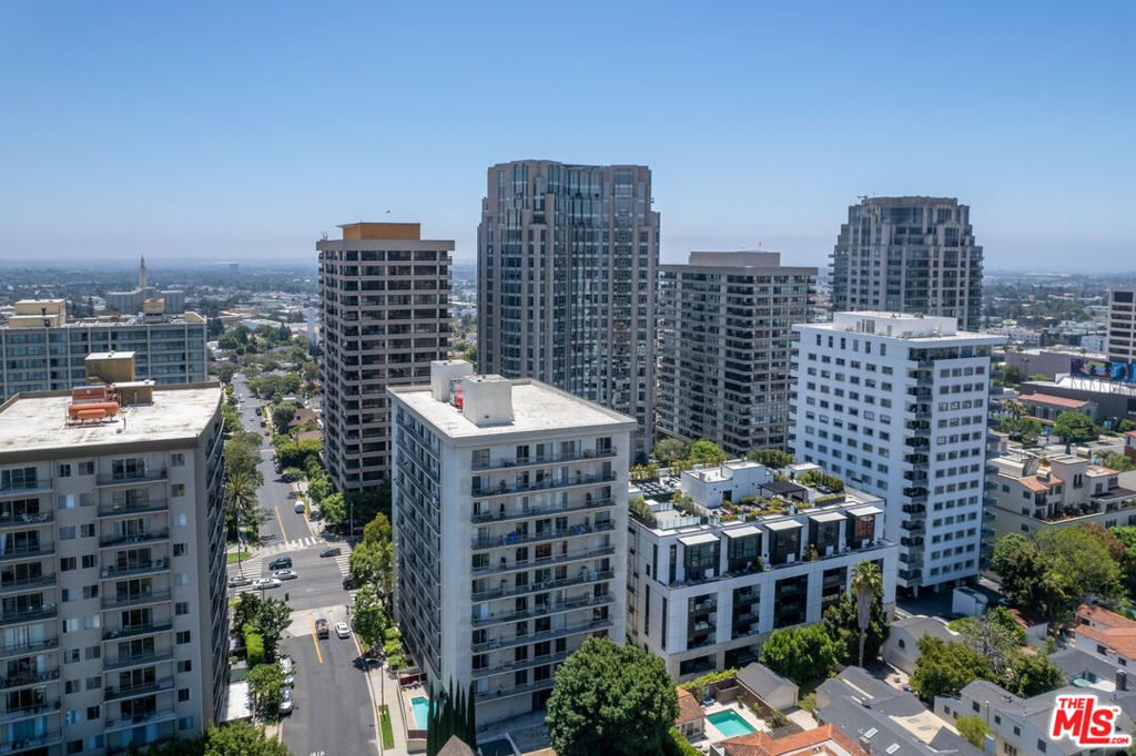 10751 Wilshire Boulevard Unit 906 — photo
