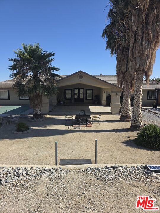 1168 Smoke Tree Road — photo