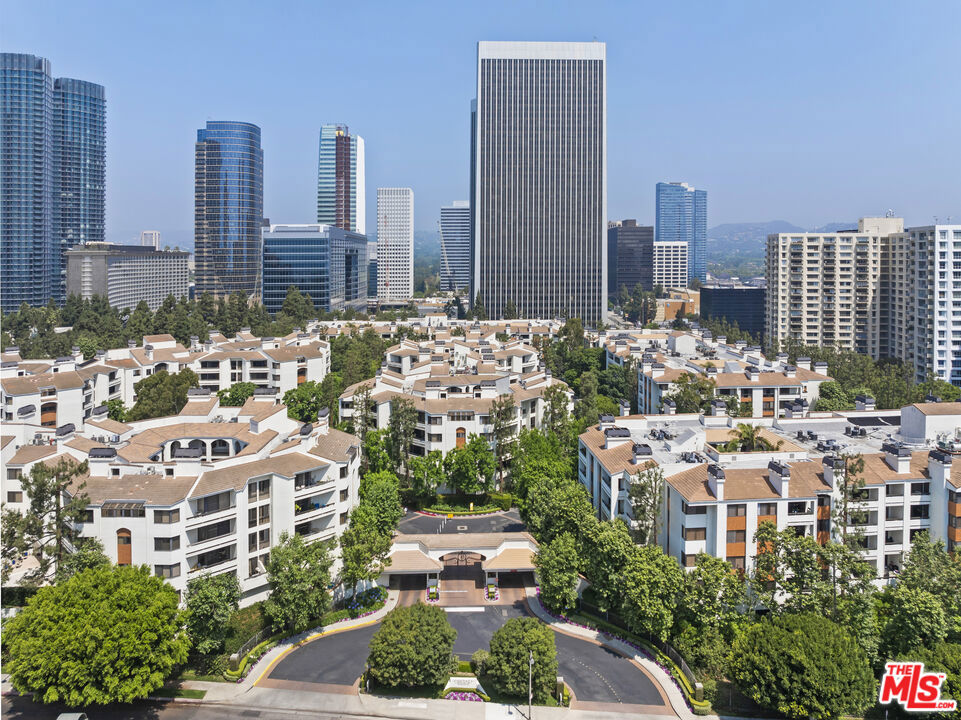 2102 Century Park Lane 107 — photo
