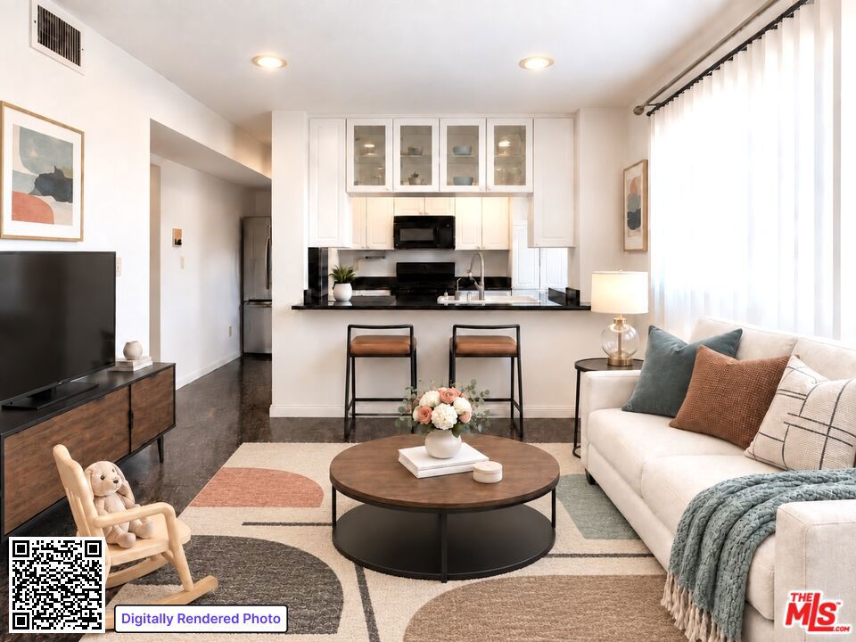 15149 Magnolia Boulevard D — photo