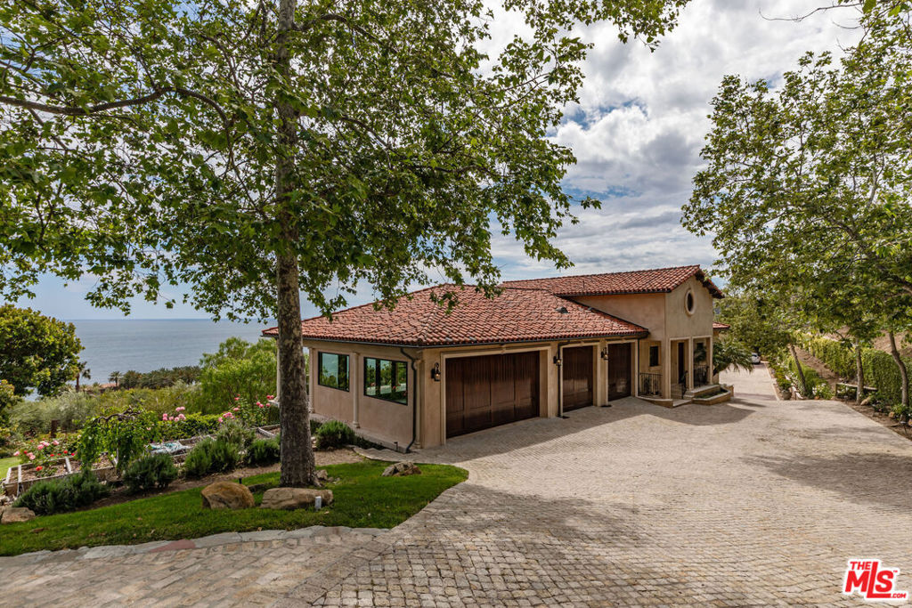3775 Puerco Canyon Road — photo