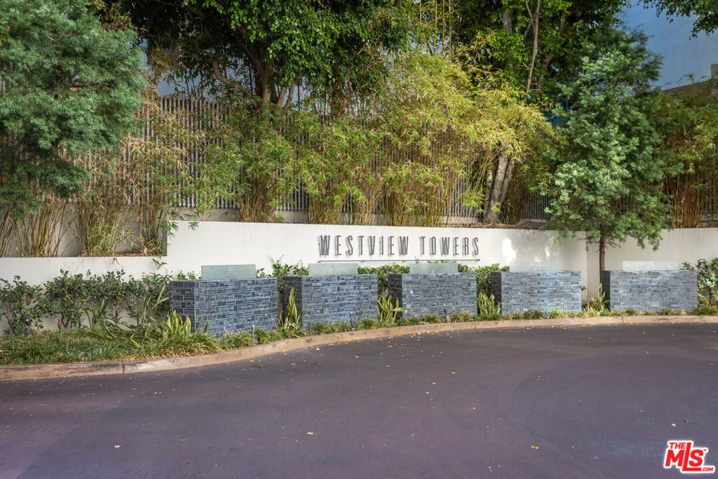 1155 N La Cienega Boulevard Unit 110 — photo