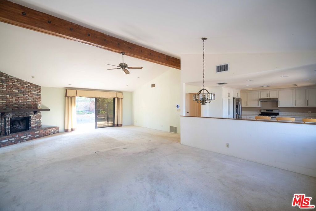 10330 Marcus Avenue, Los Angeles, CA 91042 — photo 3