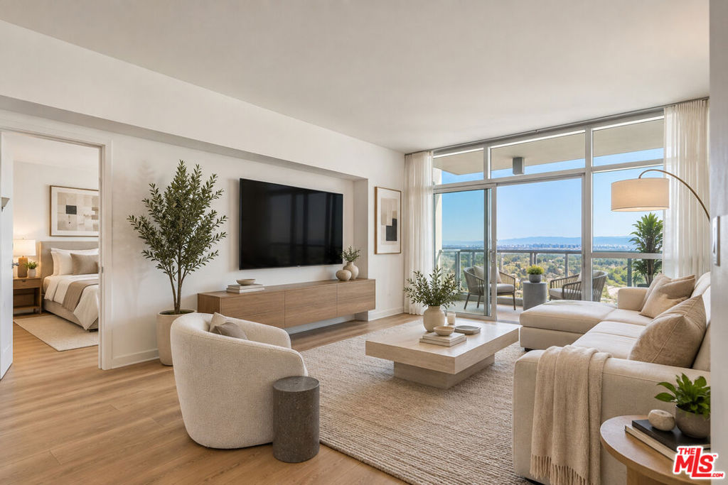 13700 Marina Pointe Drive 1411 — photo