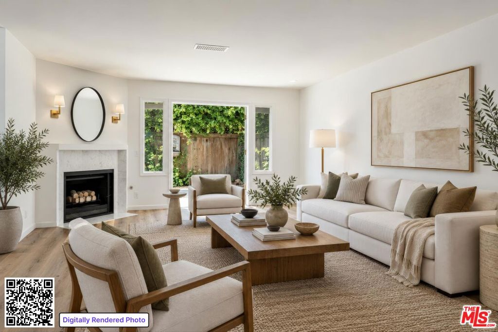 319 W Valerio Street 4 — photo