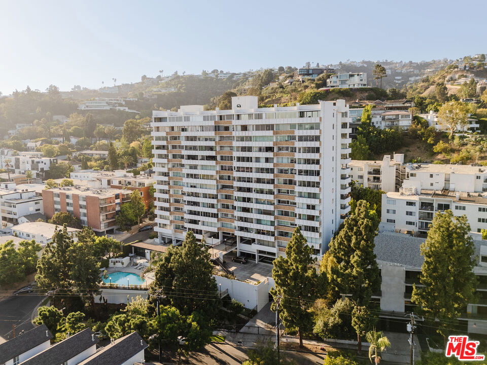 8787 Shoreham Drive 407 — photo