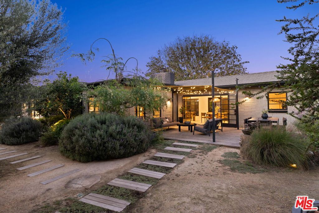 4241 Campbell Drive — photo