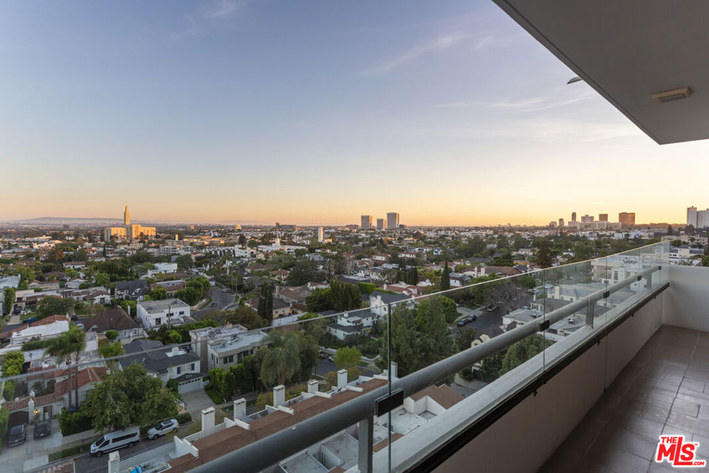 10660 Wilshire Boulevard 1207 — photo