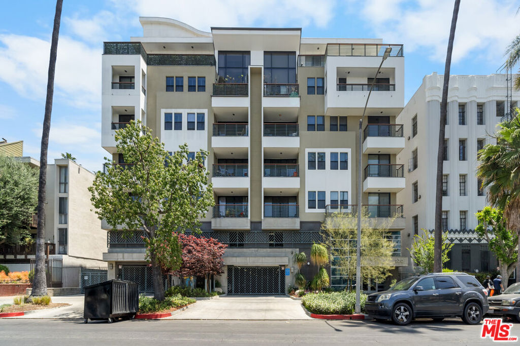 520 S Kingsley Drive Ph1 — photo