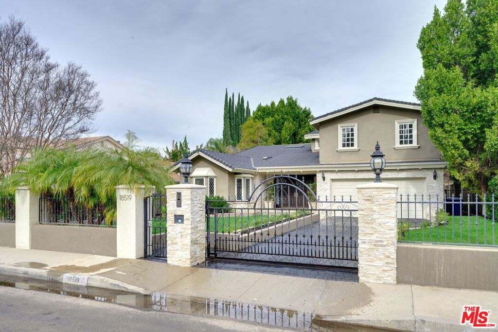 18519 Linnet Street — photo