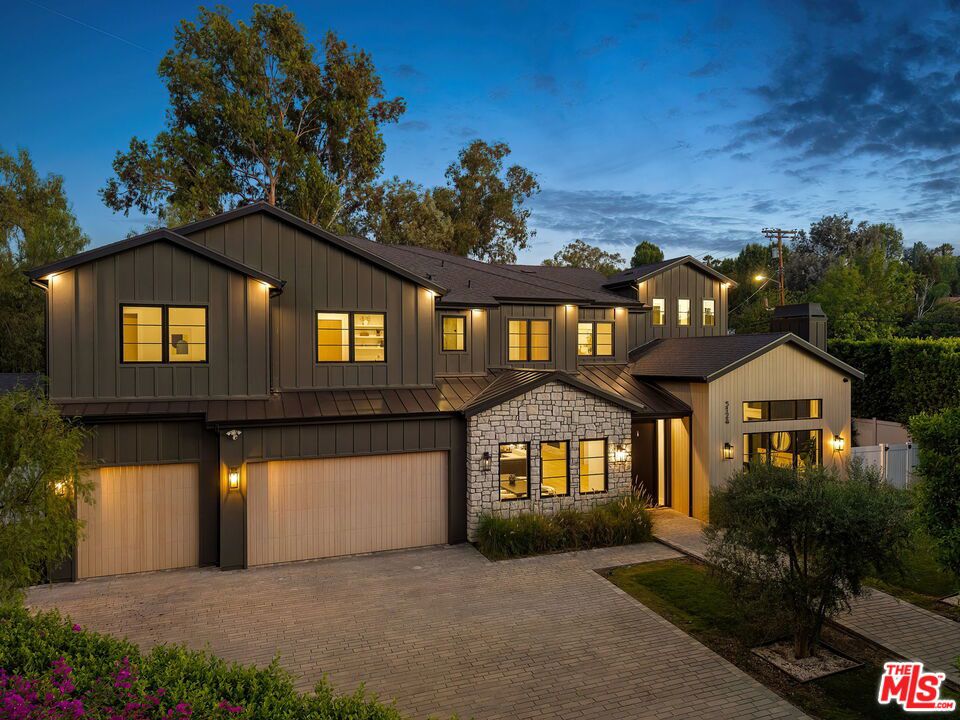 5124 Calvin Avenue — photo