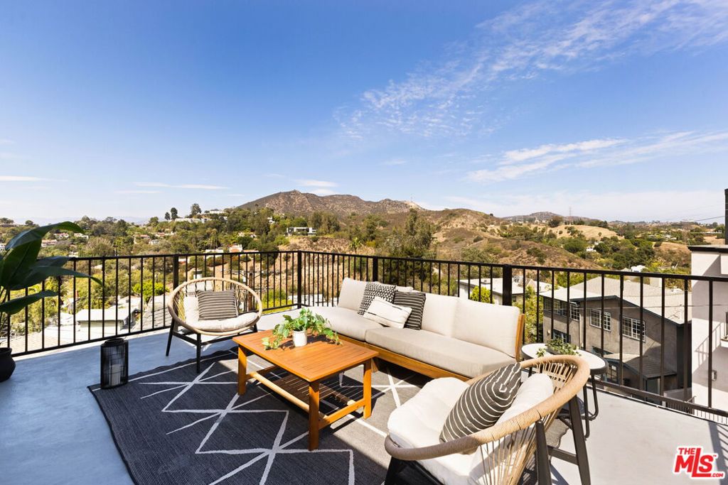 6837 Cahuenga Park Trail — photo