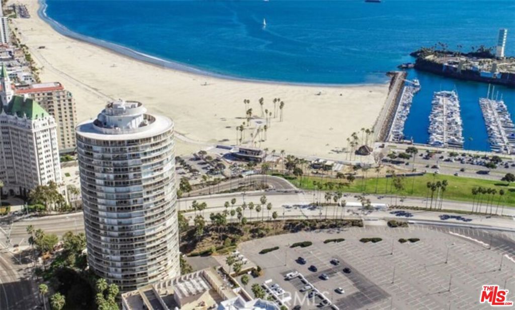 700 E Ocean Boulevard 1102 — photo