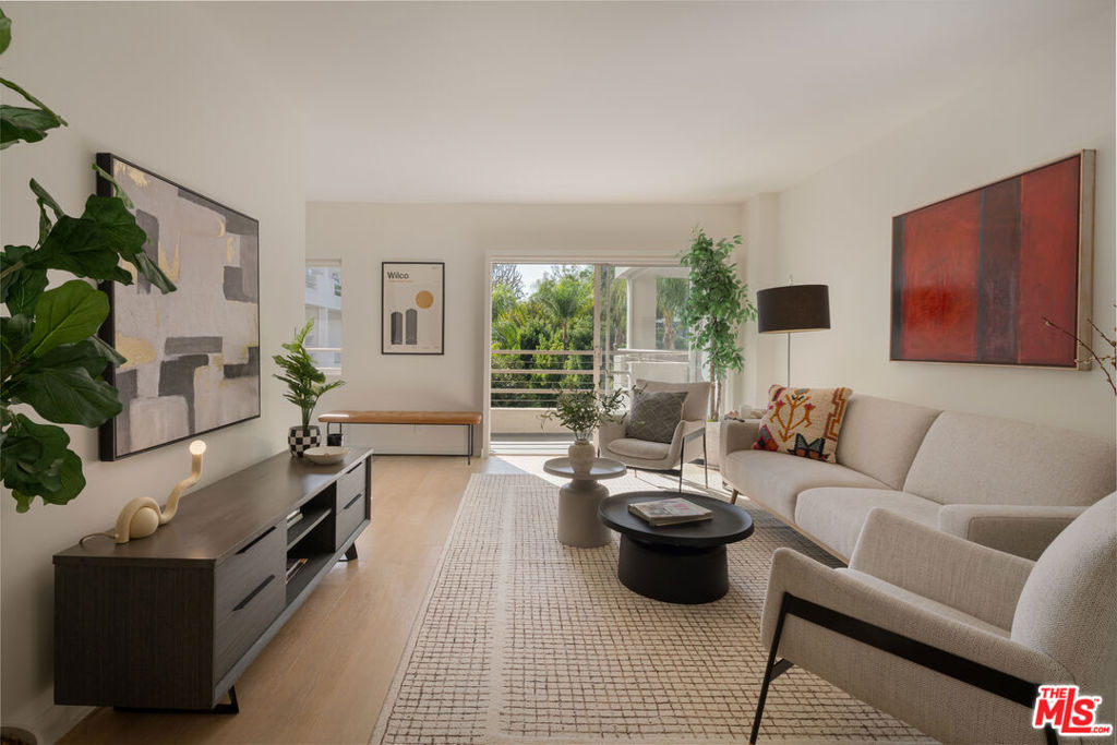 1131 Alta Loma Road 428 — photo
