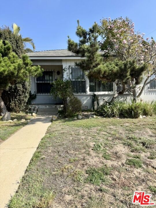12498 Rubens Avenue — photo