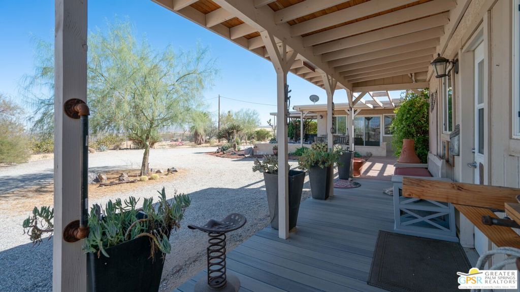 475 Kickapoo Trail, Yucca Valley, CA 92284 — photo 3